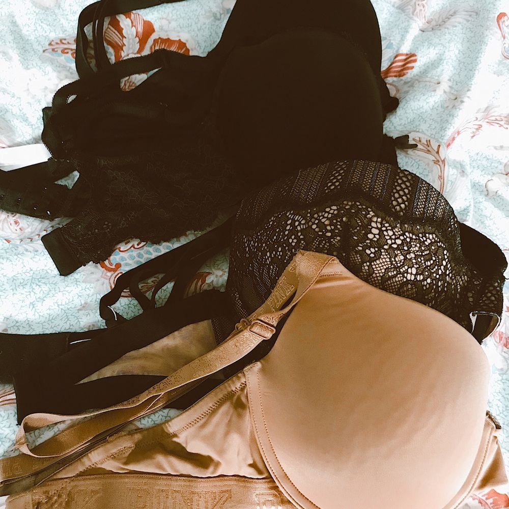 VS & PINK 34DD bras (set of 4)